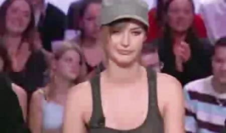 Zmysłowe filmiki erotyczne nastolatki kobiety Sarah Andanda i Lisa Ann