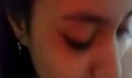 Kolejne porno o rozpieszczonej urodzie erotyka matka
