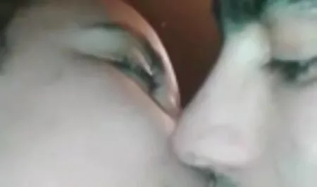 Dasha chciała zobaczyć. filmy erotyczne z azjatkami