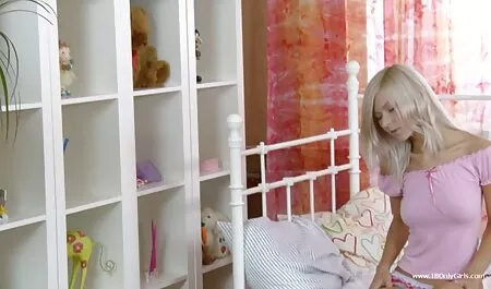 Hitomi Tanaka ma jej Duże cycki brudny filmy erotyczne najnowsze i Pokojówka