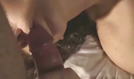 Młoda dziewczyna szuka erotyczna bielizna porno Billy Brooke