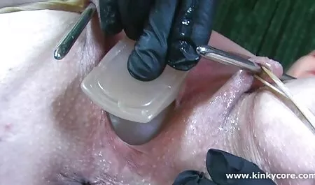 Lubi wkładać porno filmy z polkami go do ust, zwłaszcza jeśli jest gorąco i wilgotno